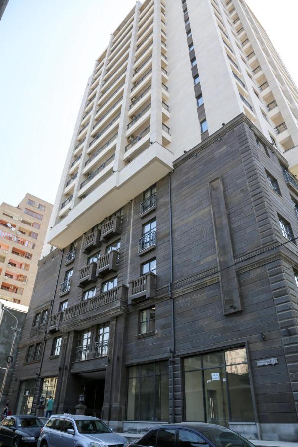 Nile Apartment By Downtown Inn Yerevan Exterior photo